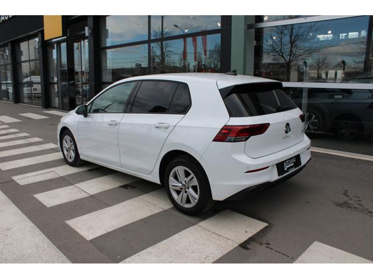 Volkswagen Golf 8 2.0 TDI Life 