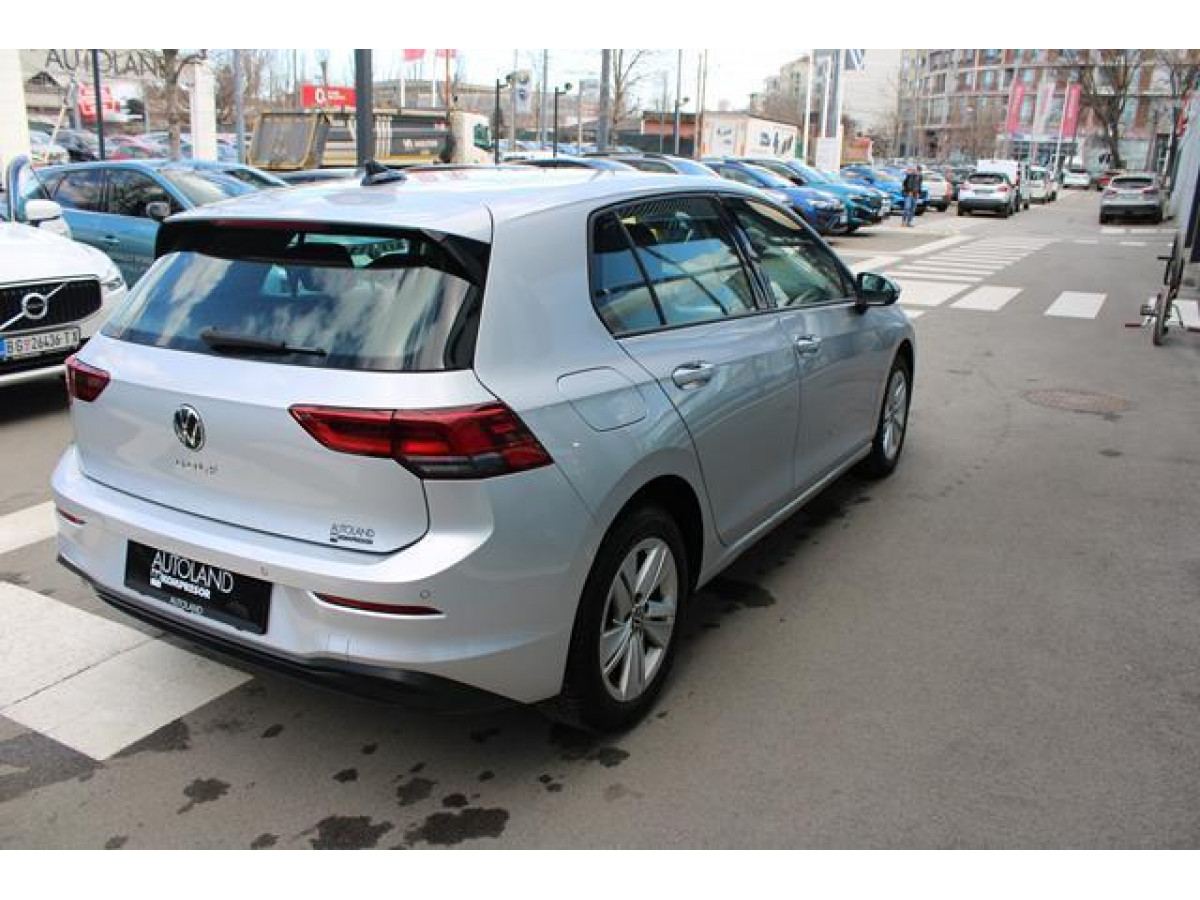 Volkswagen Golf 8 2.0 TDI Life 