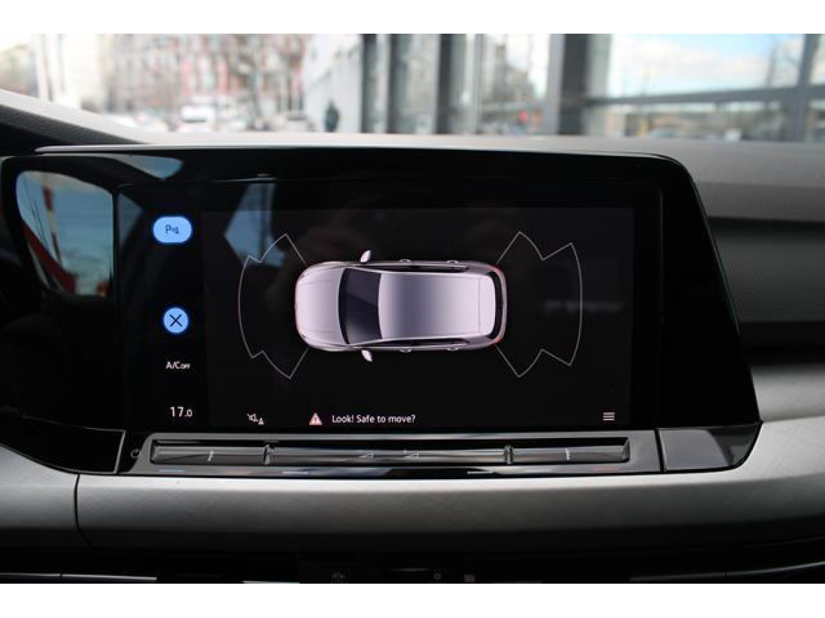 Volkswagen Golf 8 2.0 TDI Life 