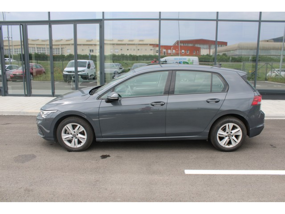 Volkswagen Golf 8 2.0 TDI DSG Life 