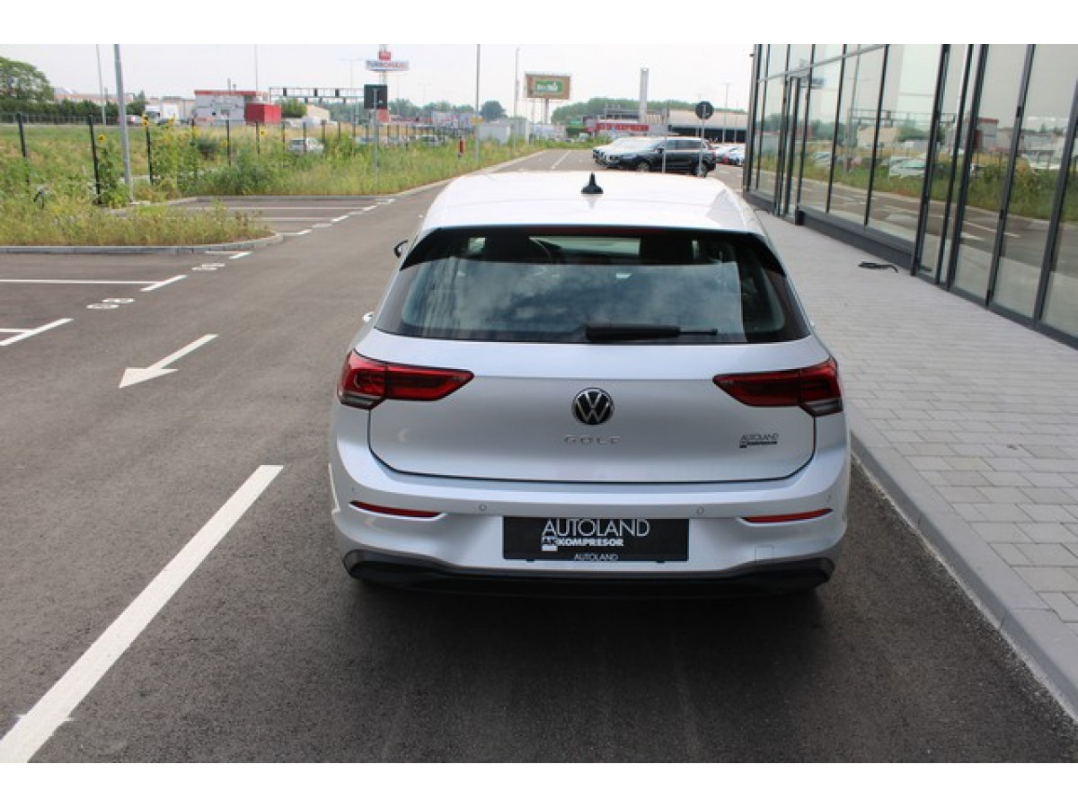 Volkswagen Golf 8 2.0 TDI DSG Life 