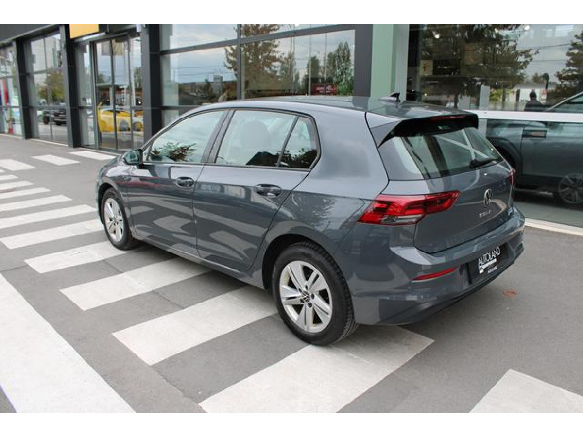 Volkswagen Golf 8 2.0 TDI Life 