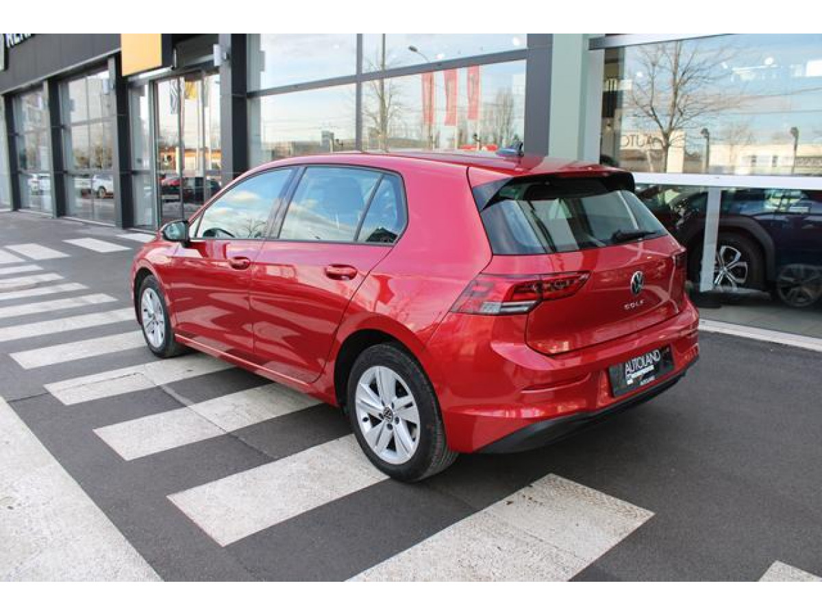 Volkswagen Golf 8 2.0 TDI Life 