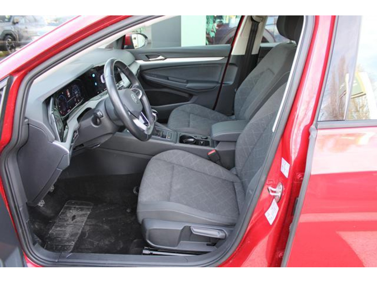 Volkswagen Golf 8 2.0 TDI Life 