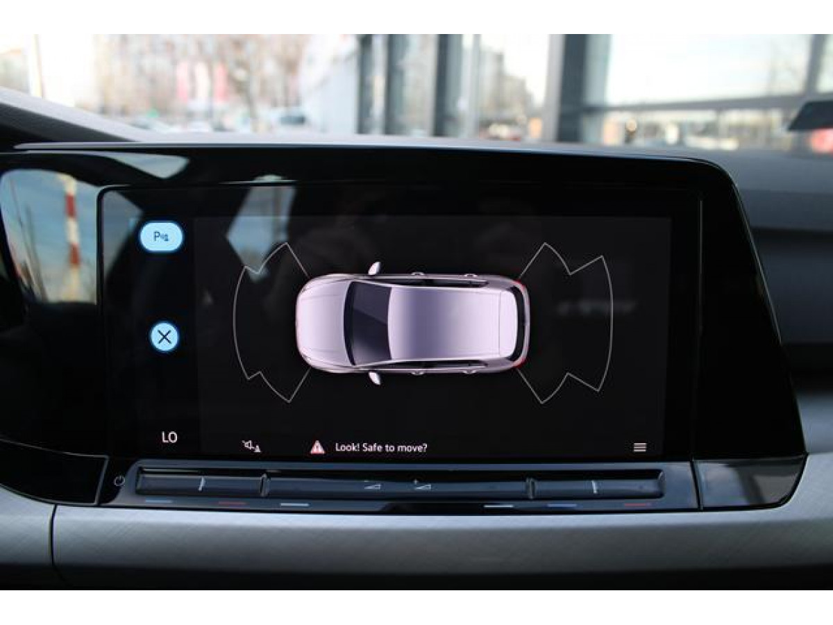 Volkswagen Golf 8 2.0 TDI Life 