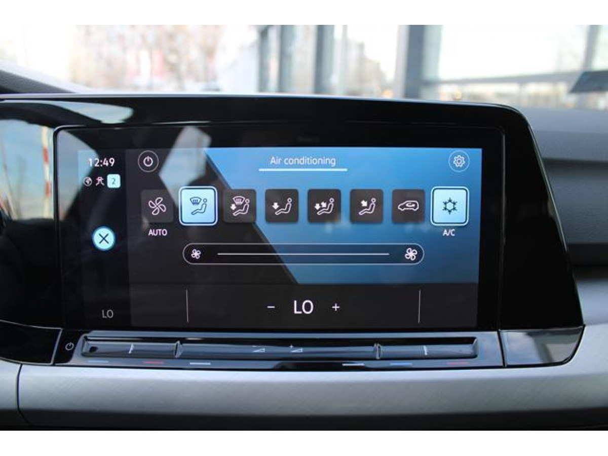 Volkswagen Golf 8 2.0 TDI Life 