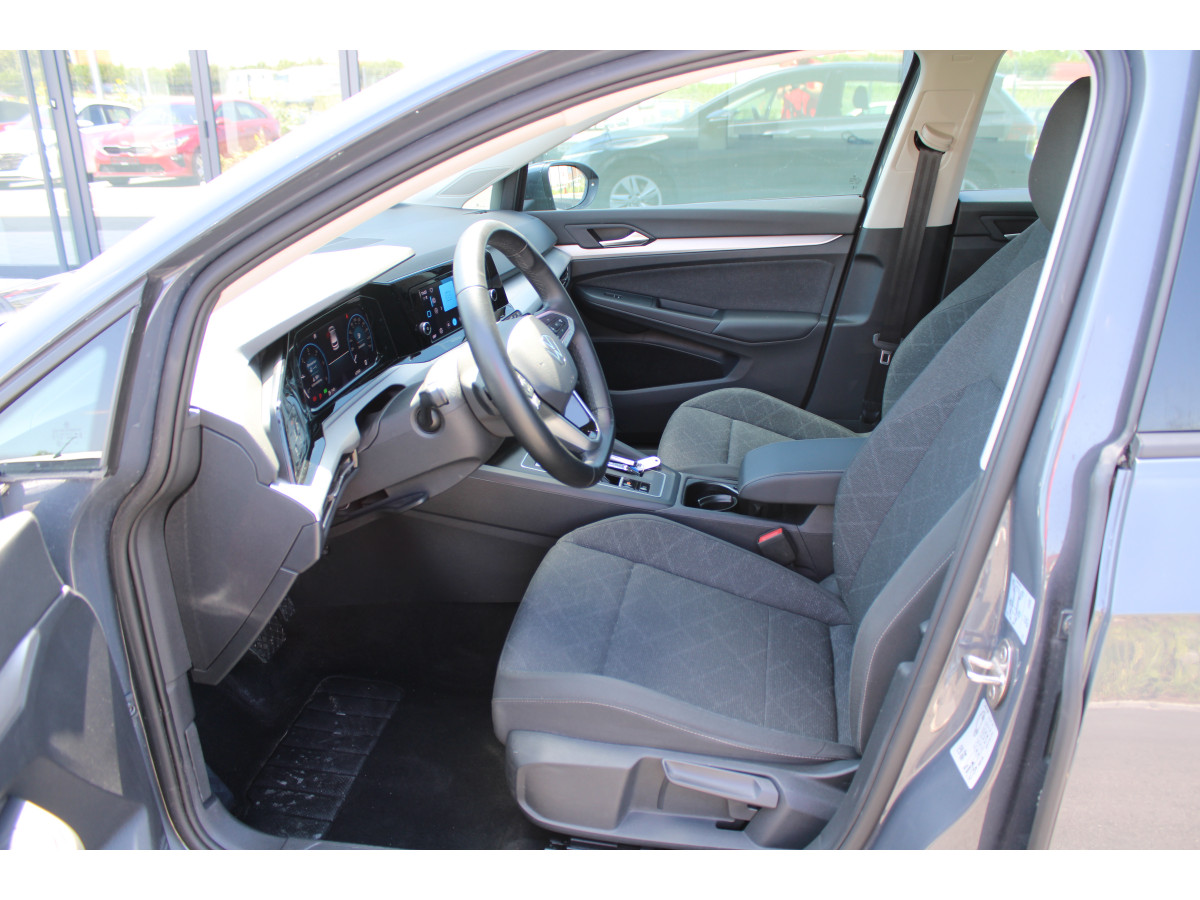 Volkswagen Golf 8 2.0 TDI DSG Life 