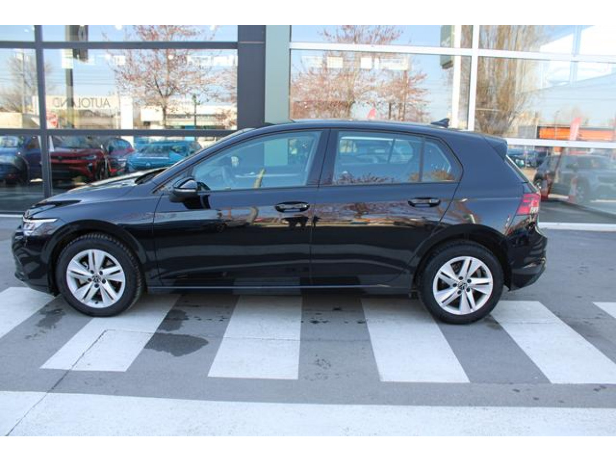 Volkswagen Golf 8 2.0 TDI Life 