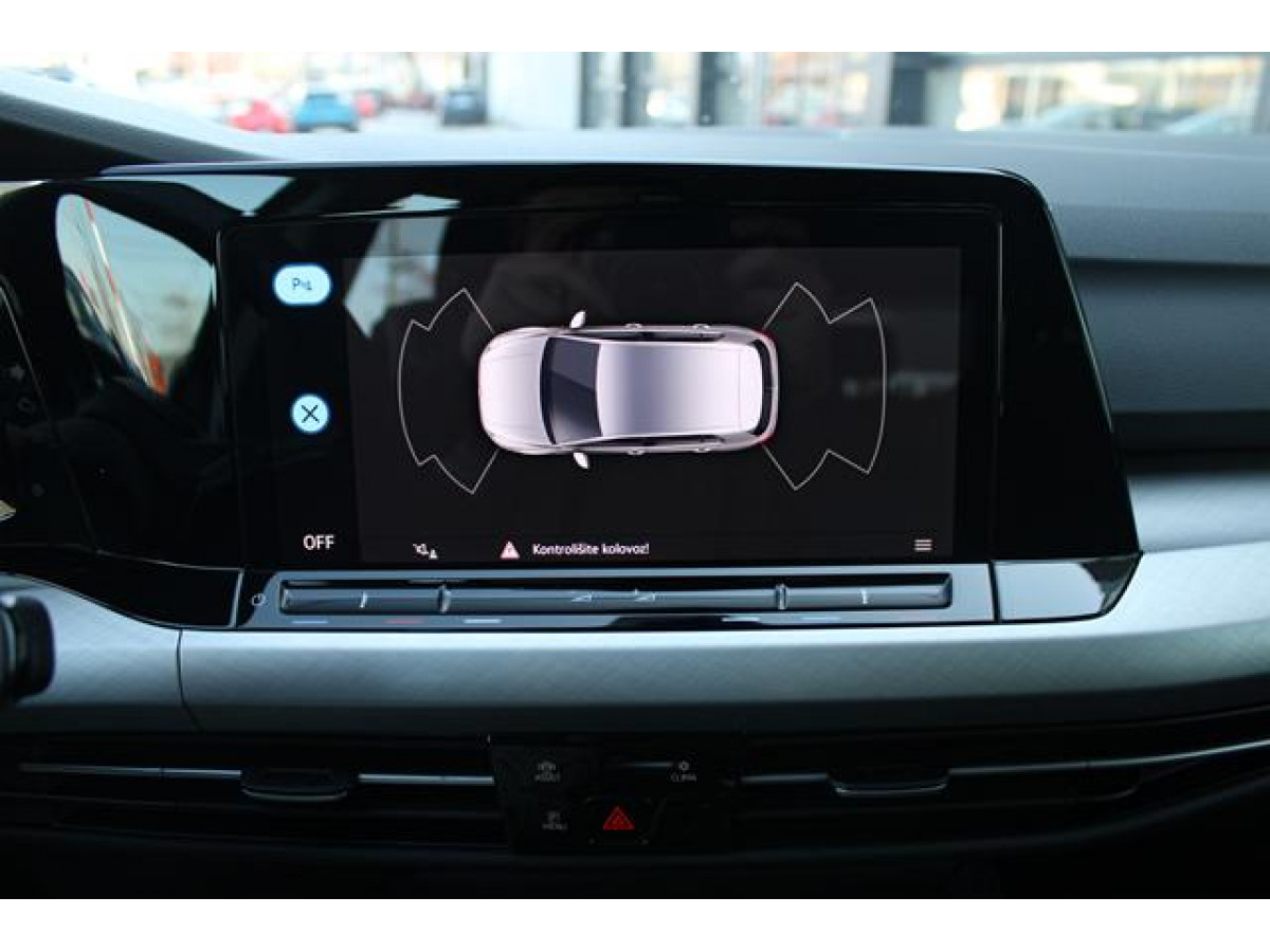 Volkswagen Golf 8 2.0 TDI Life 