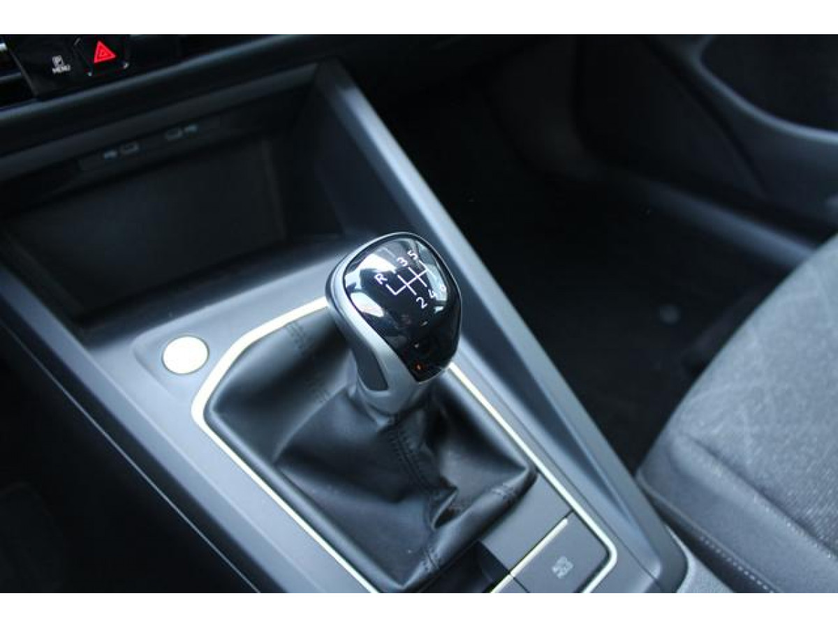 Volkswagen Golf 8 2.0 TDI Life 