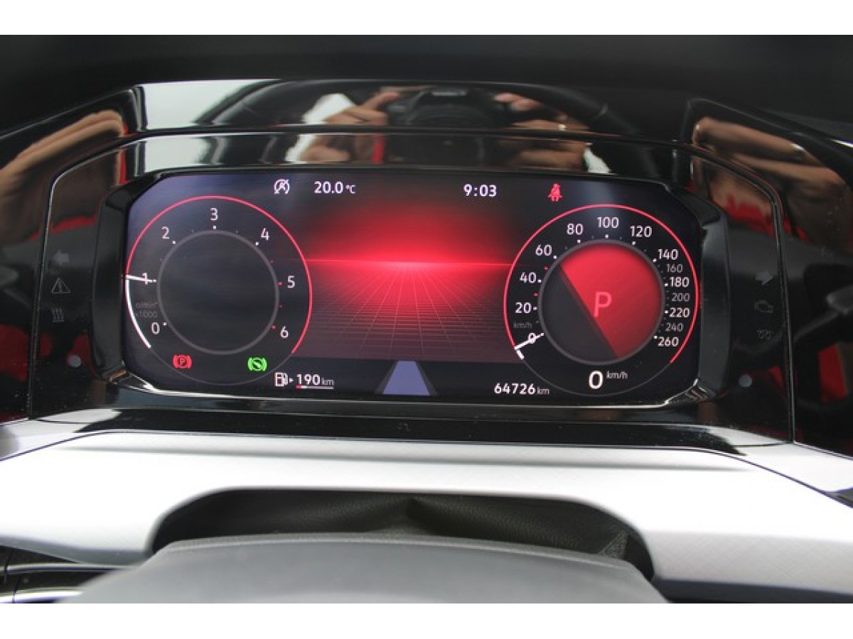 Volkswagen Golf 8 2.0 TDI DSG Life 