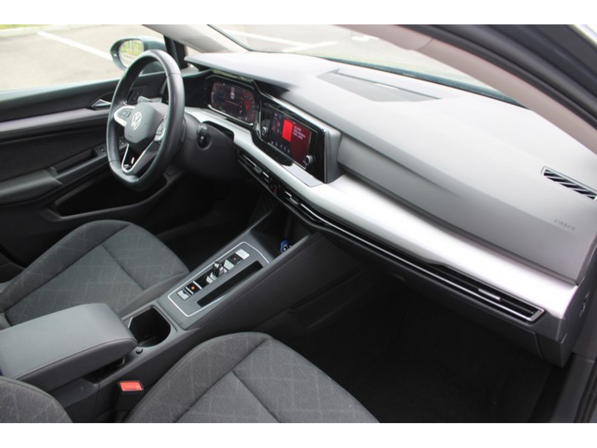 Volkswagen Golf 8 2.0 TDI DSG Life 
