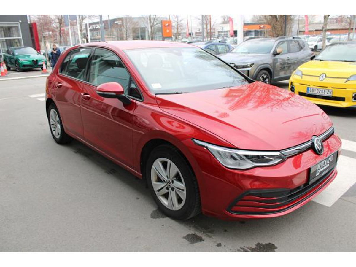 Volkswagen Golf 8 2.0 TDI Life 