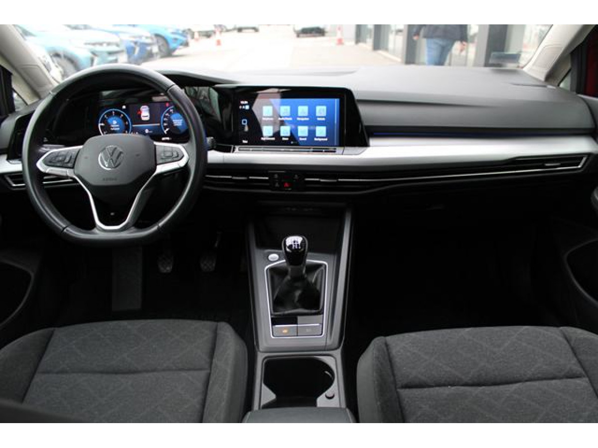 Volkswagen Golf 8 2.0 TDI Life 