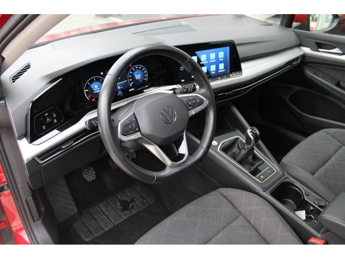 Volkswagen Golf 8 2.0 TDI Life 