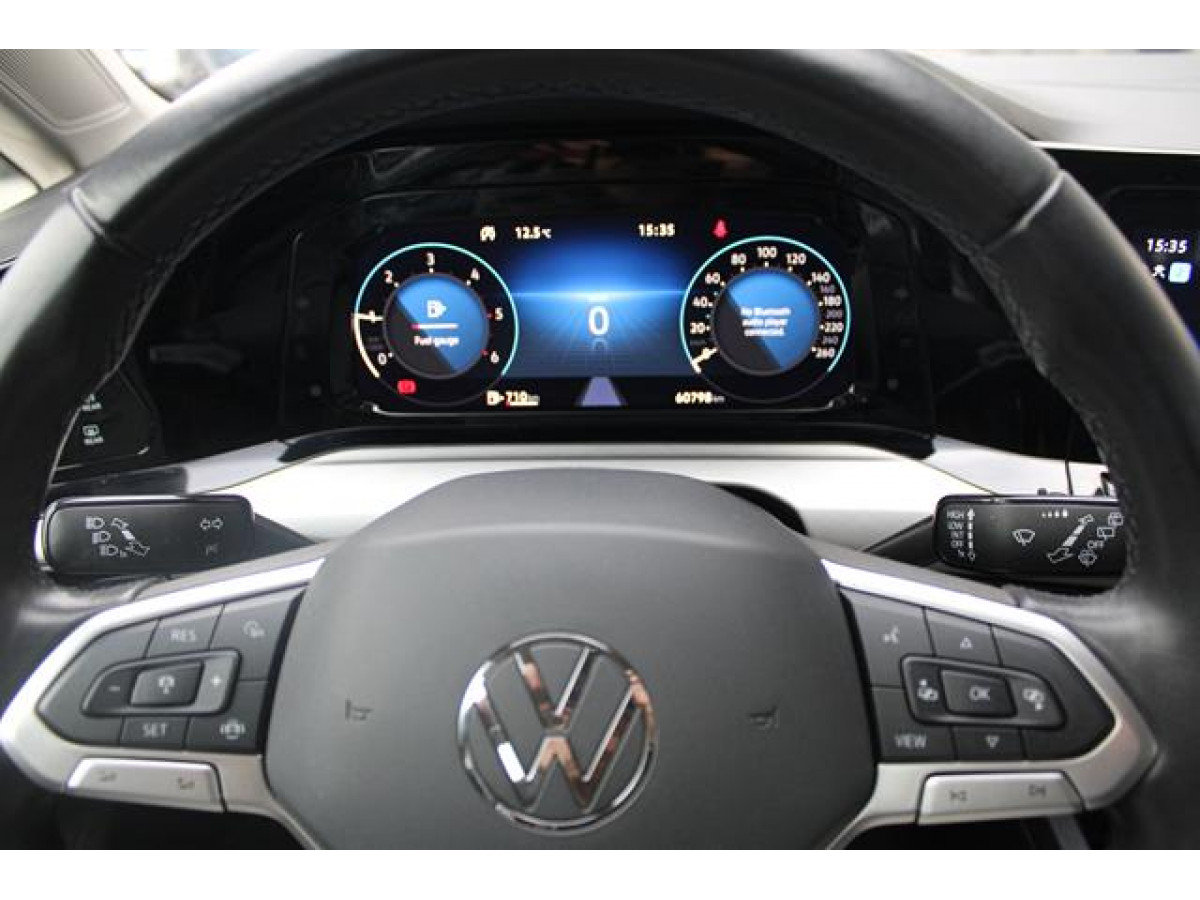 Volkswagen Golf 8 2.0 TDI Life 