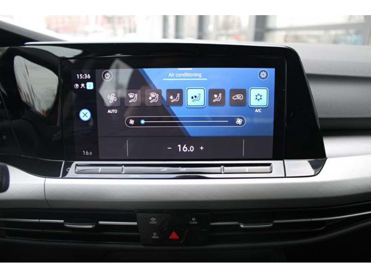 Volkswagen Golf 8 2.0 TDI Life 