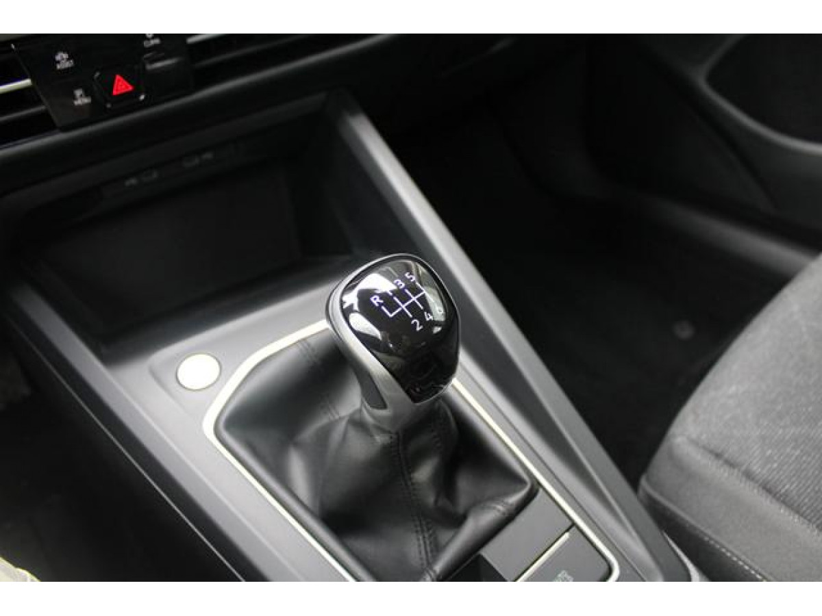 Volkswagen Golf 8 2.0 TDI Life 