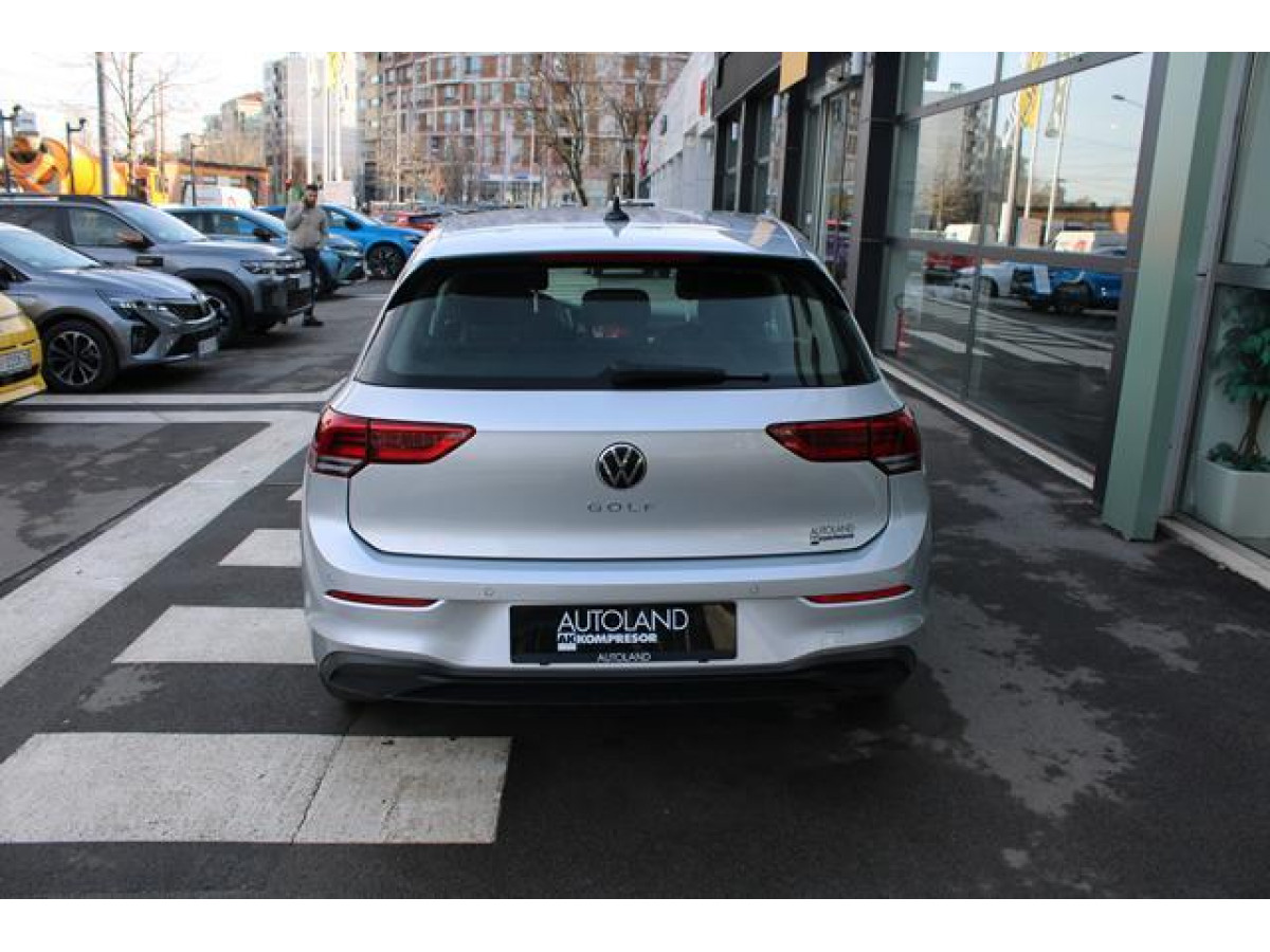 Volkswagen Golf 8 2.0 TDI Life 