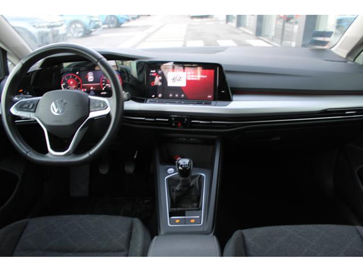 Volkswagen Golf 8 2.0 TDI Life 