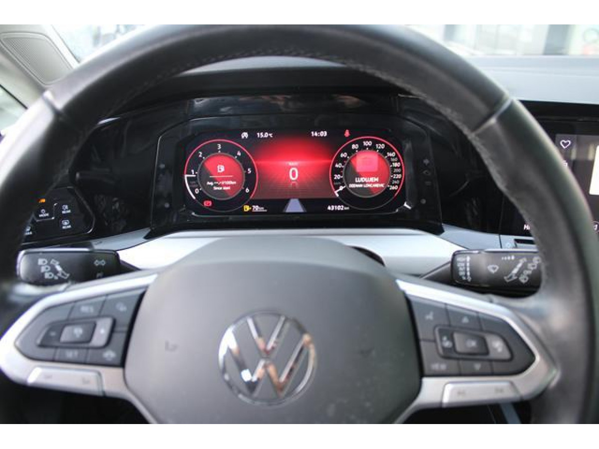 Volkswagen Golf 8 2.0 TDI Life 