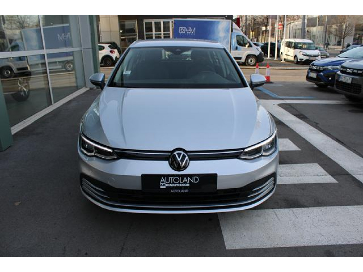 Volkswagen Golf 8 2.0 TDI Life 