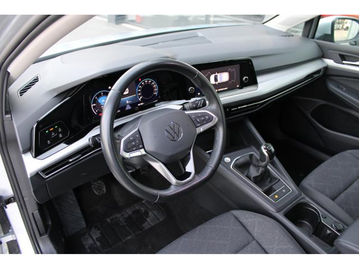 Volkswagen Golf 8 2.0 TDI Life 