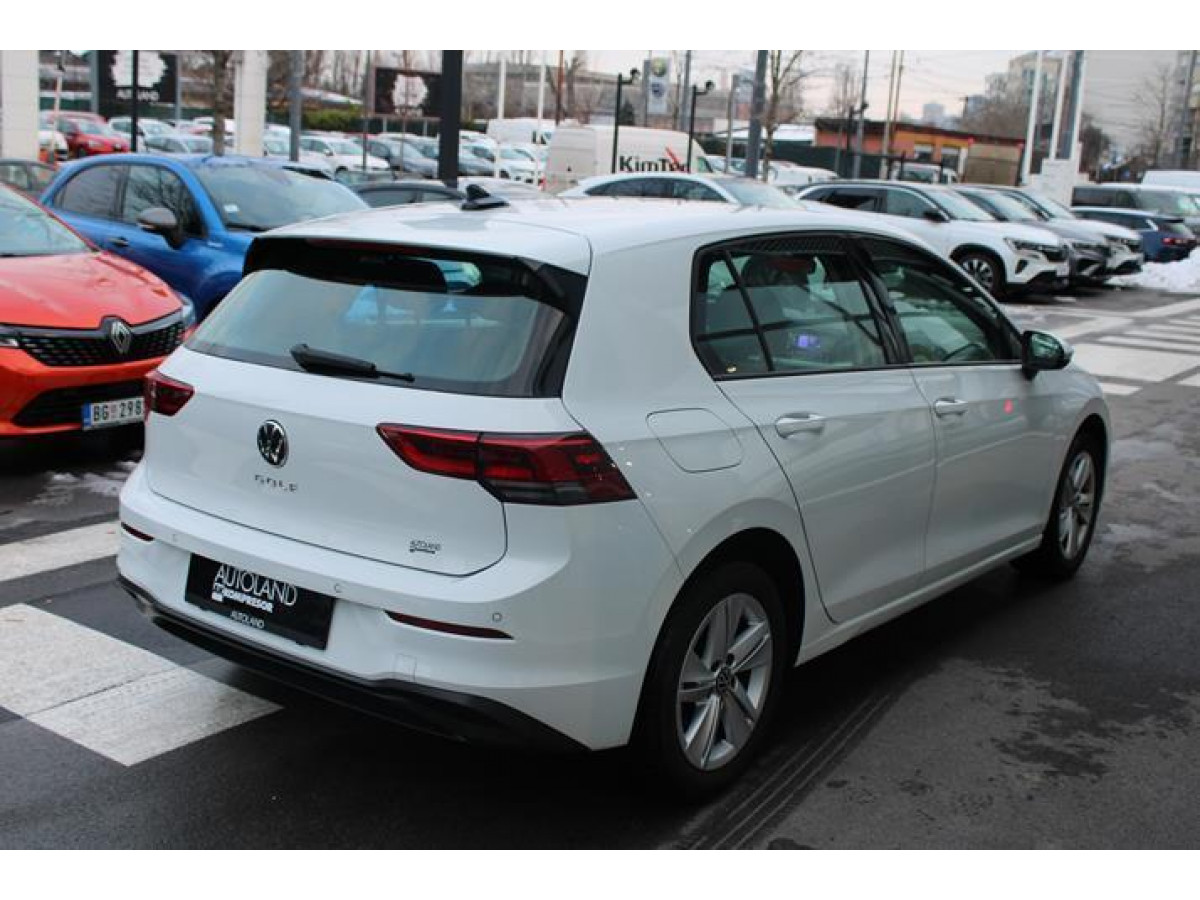 Volkswagen Golf 8 1.0 TSI Life 