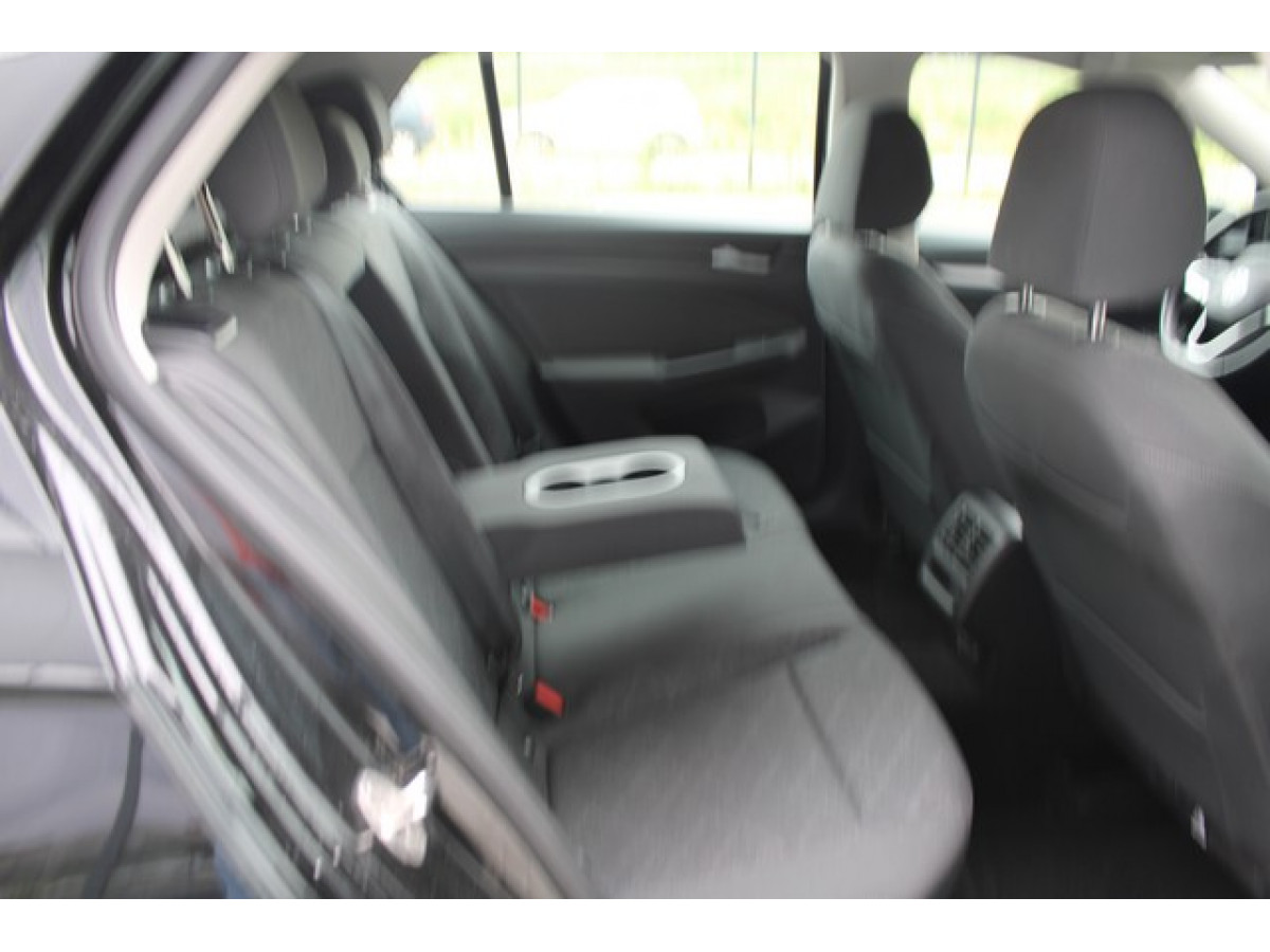 Volkswagen Golf 8 2.0 TDI DSG Life 