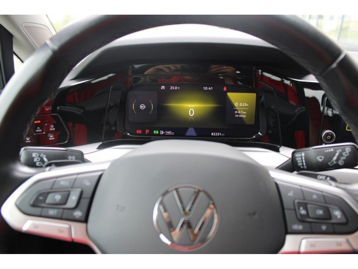 Volkswagen Golf 8 2.0 TDI DSG Life 