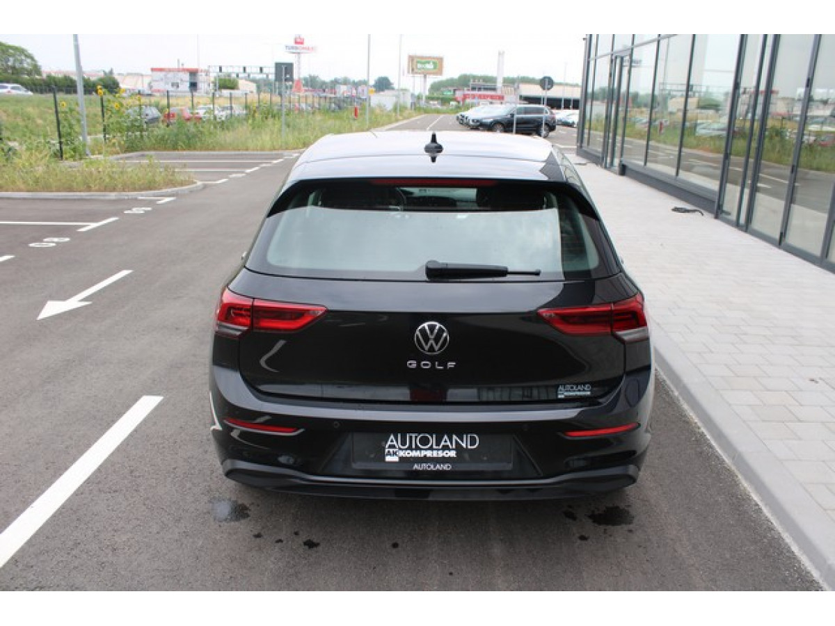 Volkswagen Golf 8 2.0 TDI DSG Life 