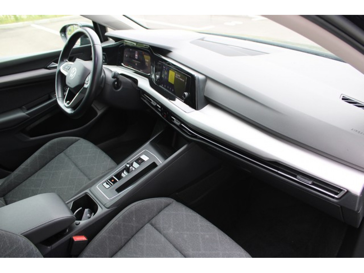 Volkswagen Golf 8 2.0 TDI DSG Life 