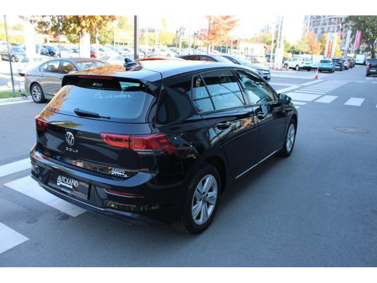 Volkswagen Golf 8 2.0 TDI Life 