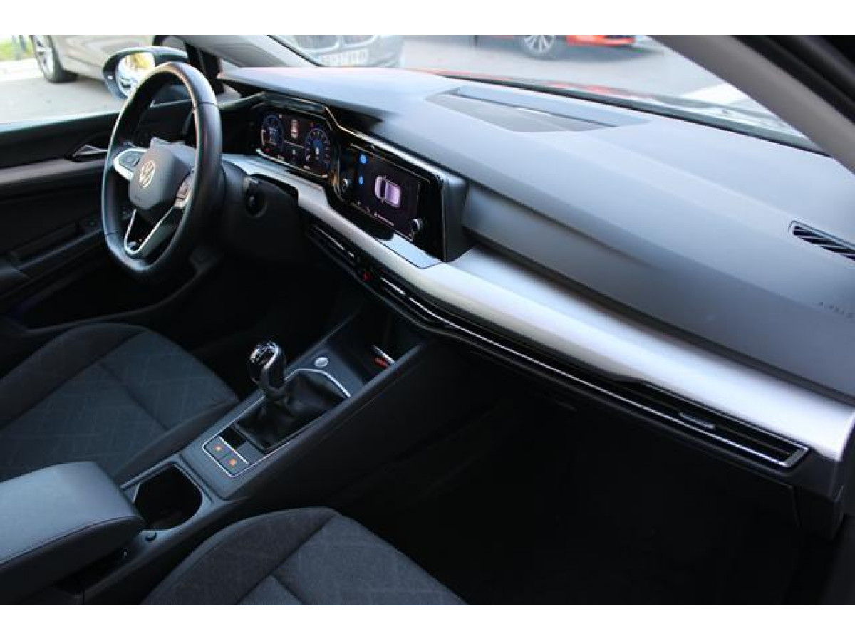 Volkswagen Golf 8 2.0 TDI Life 