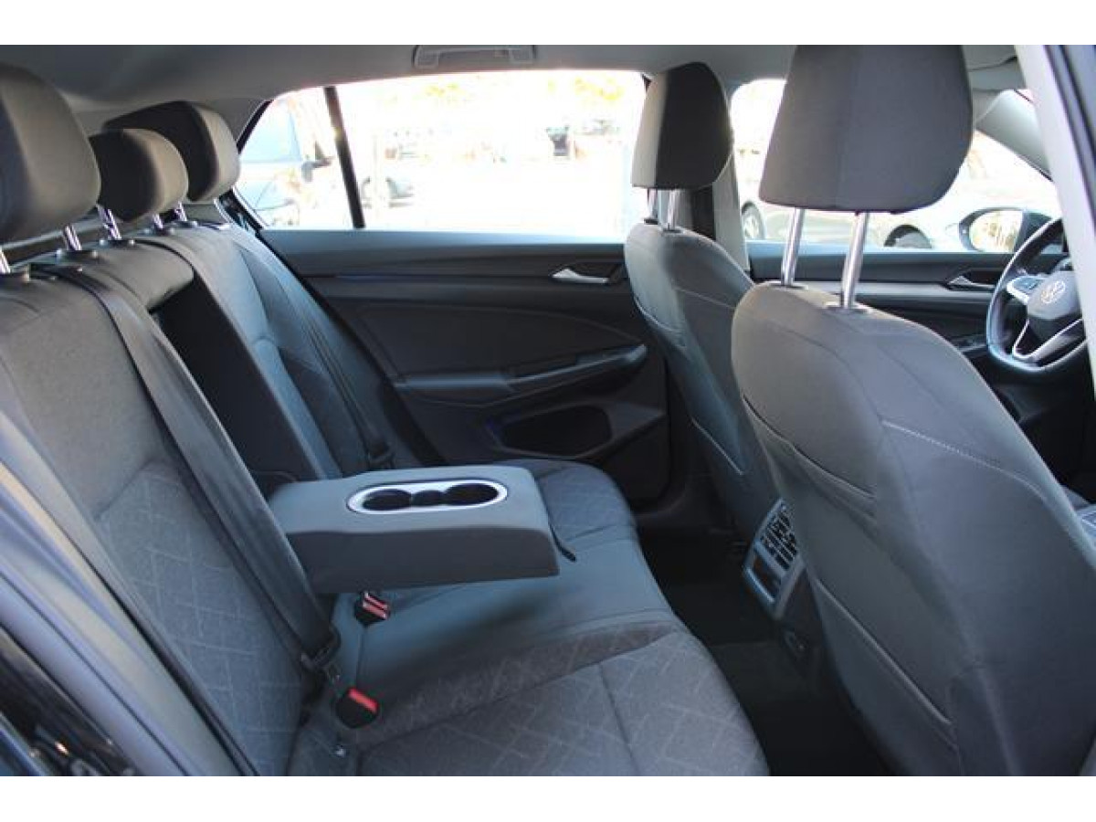 Volkswagen Golf 8 2.0 TDI Life 