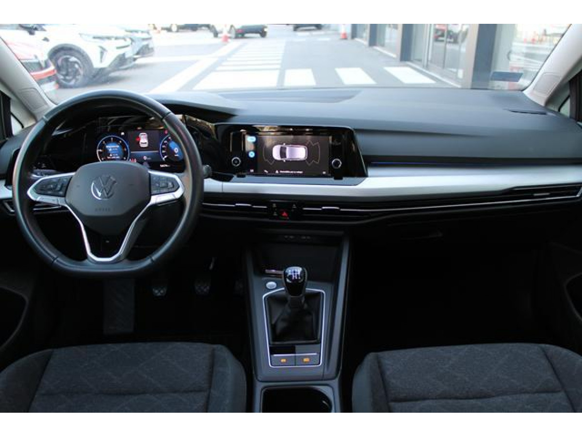 Volkswagen Golf 8 2.0 TDI Life 