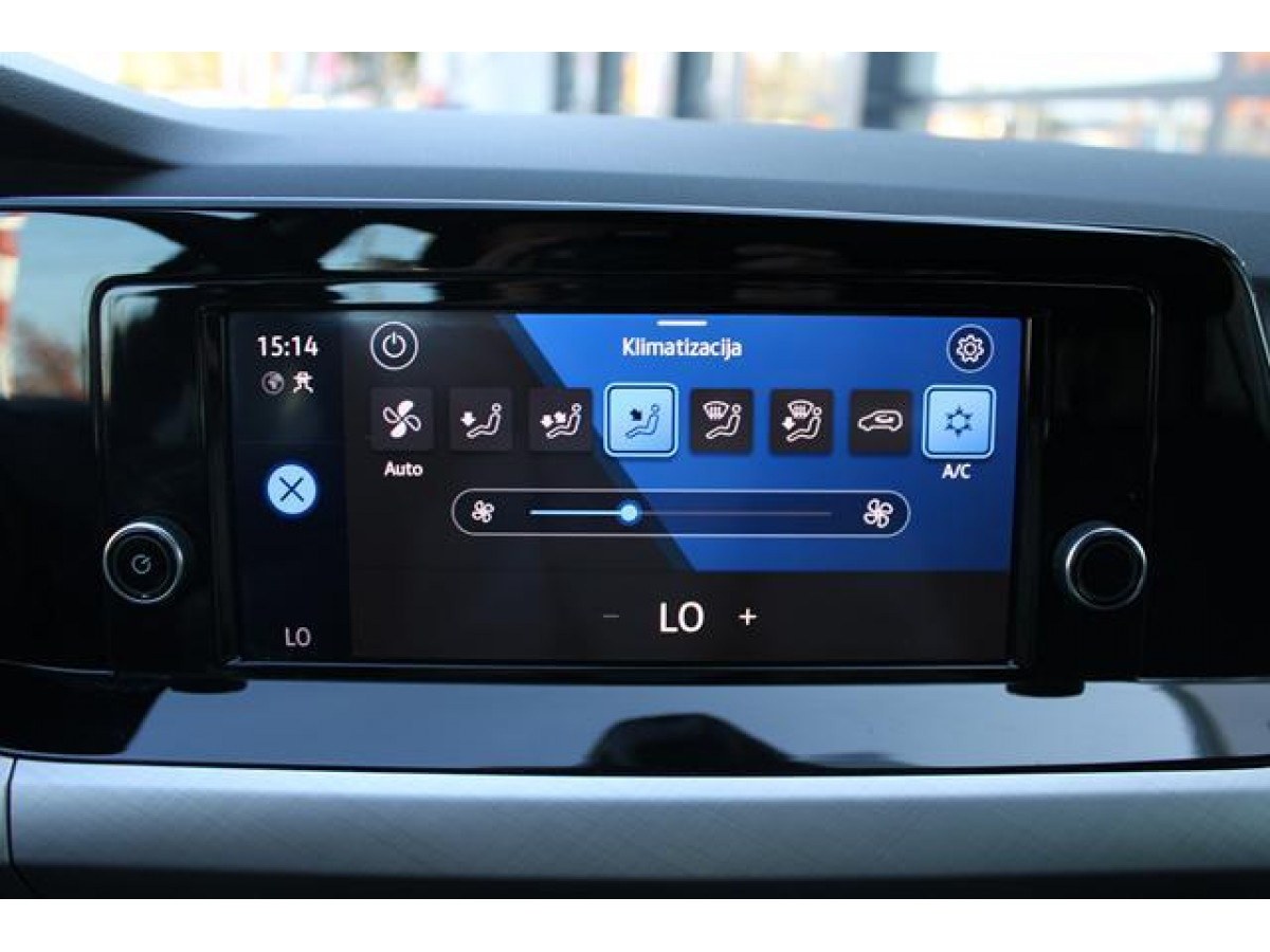 Volkswagen Golf 8 2.0 TDI Life 