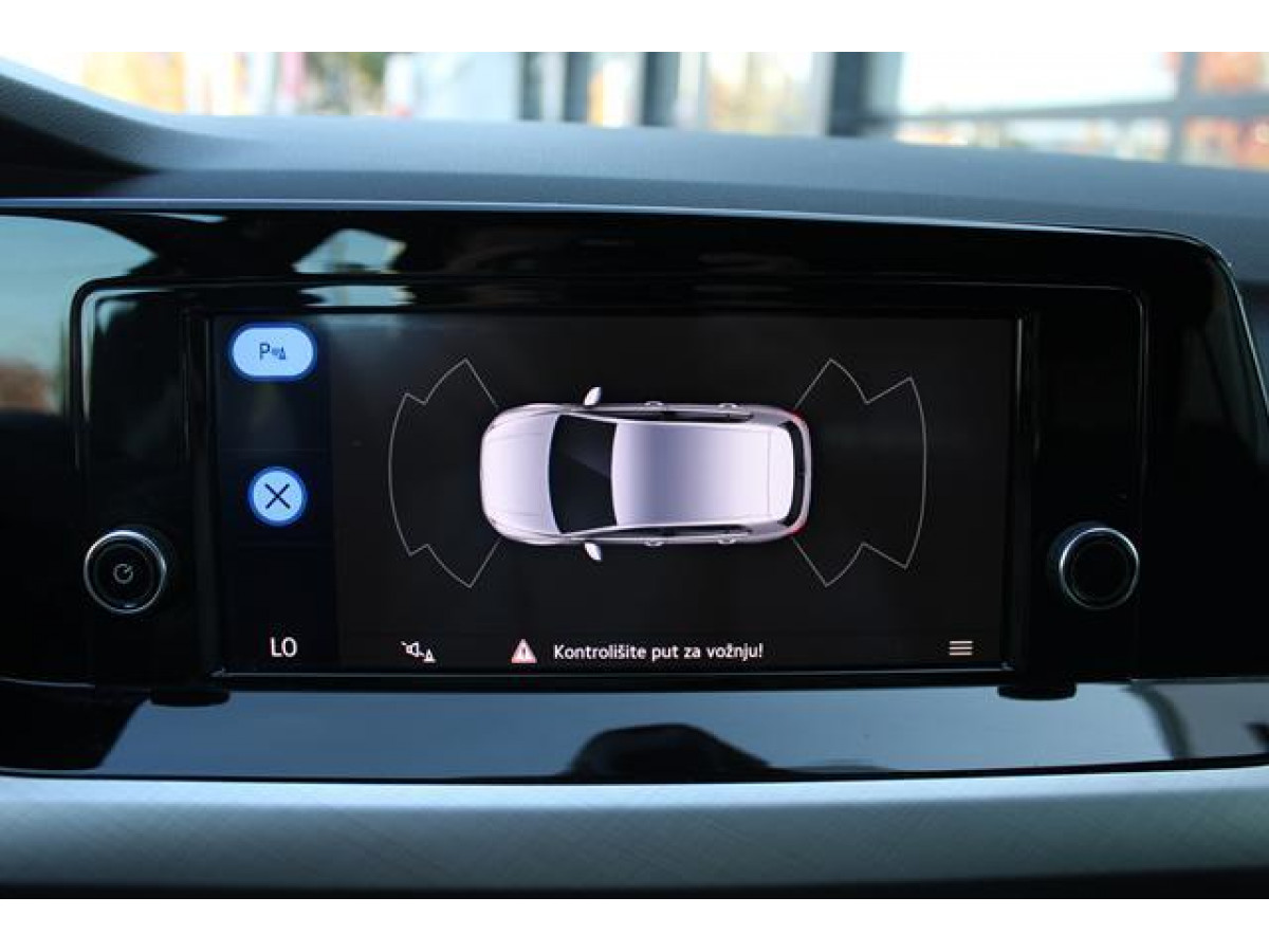 Volkswagen Golf 8 2.0 TDI Life 