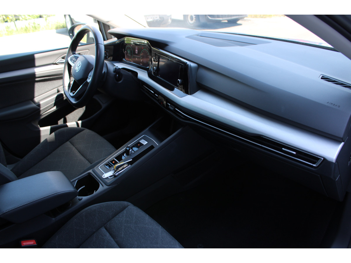 Volkswagen Golf 8 2.0 TDI DSG Life 