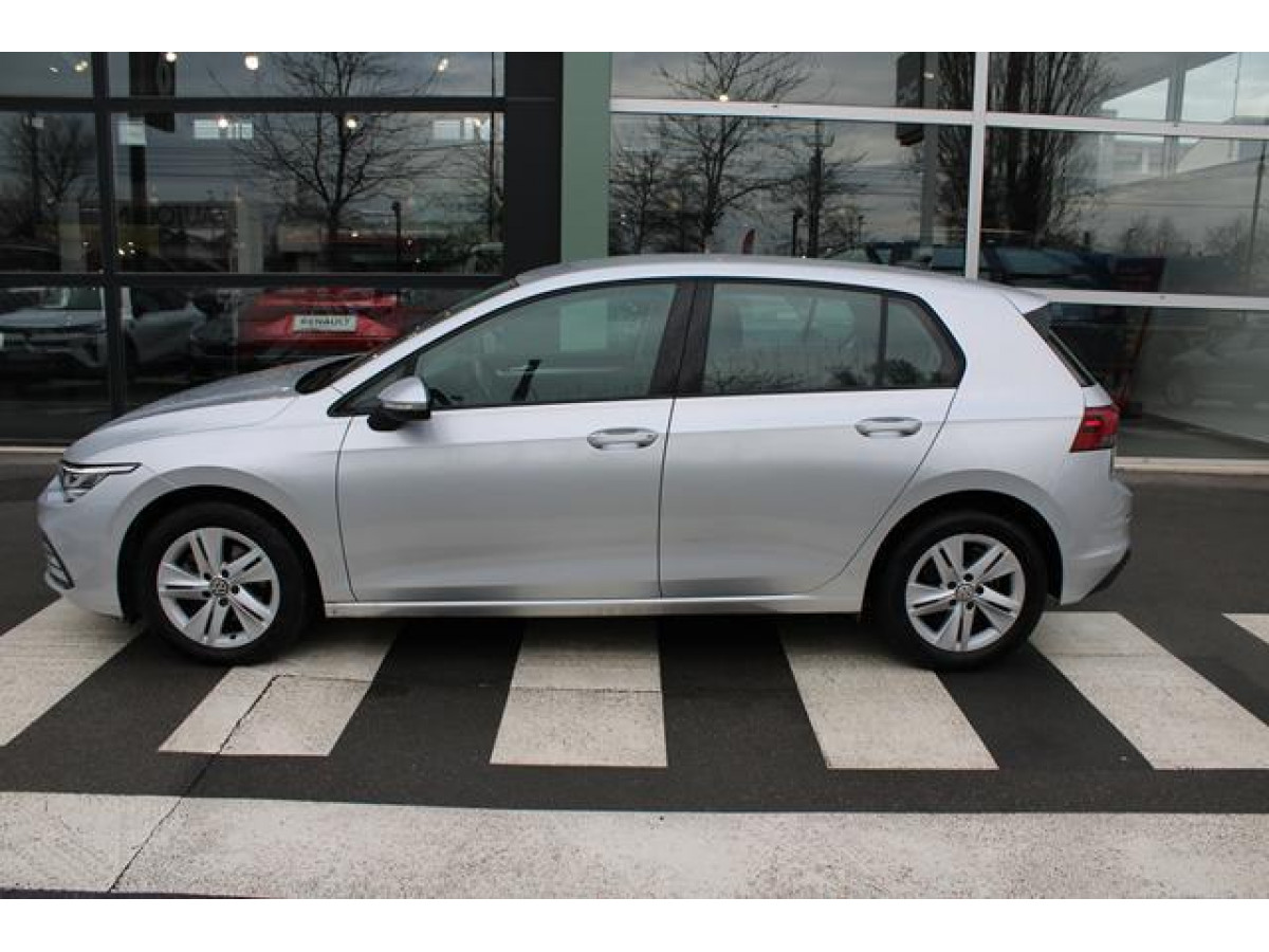 Volkswagen Golf 8 2.0 TDI Life 