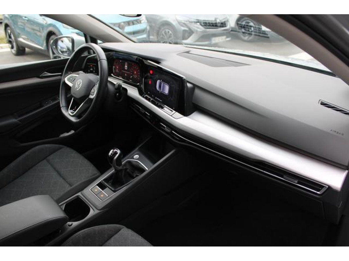 Volkswagen Golf 8 2.0 TDI Life 