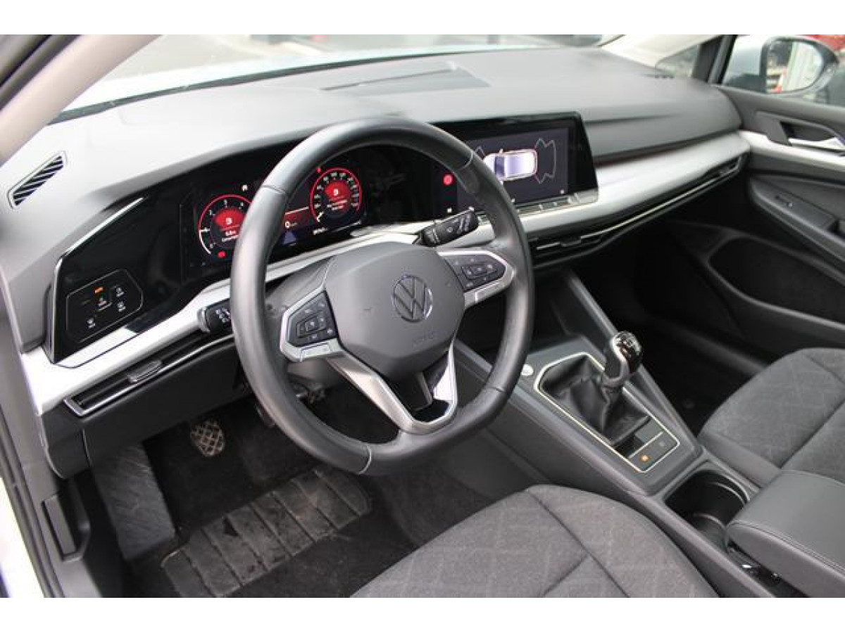 Volkswagen Golf 8 2.0 TDI Life 