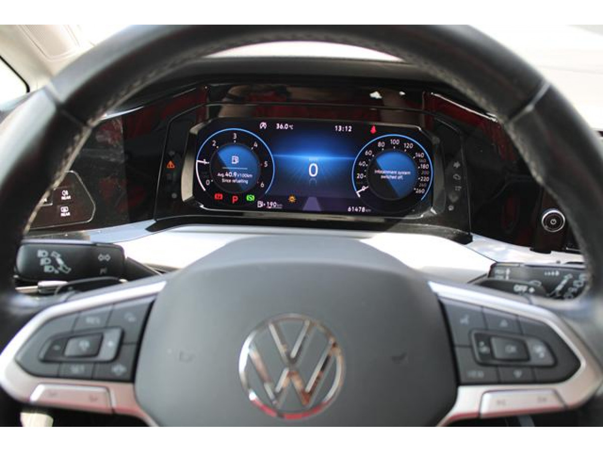 Volkswagen Golf 8 2.0 TDI DSG Life 