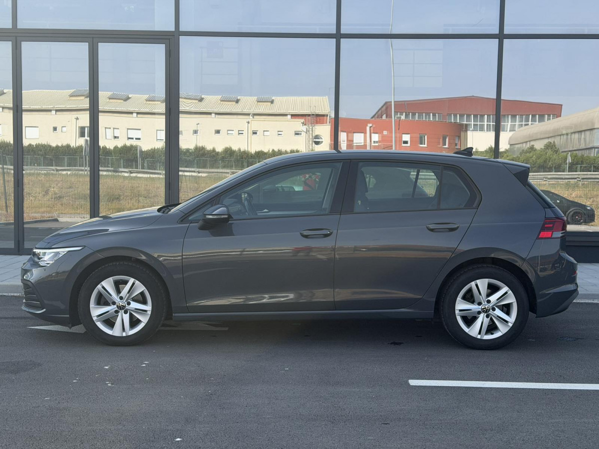 Volkswagen Golf 8 1.0 TSI LIFE 