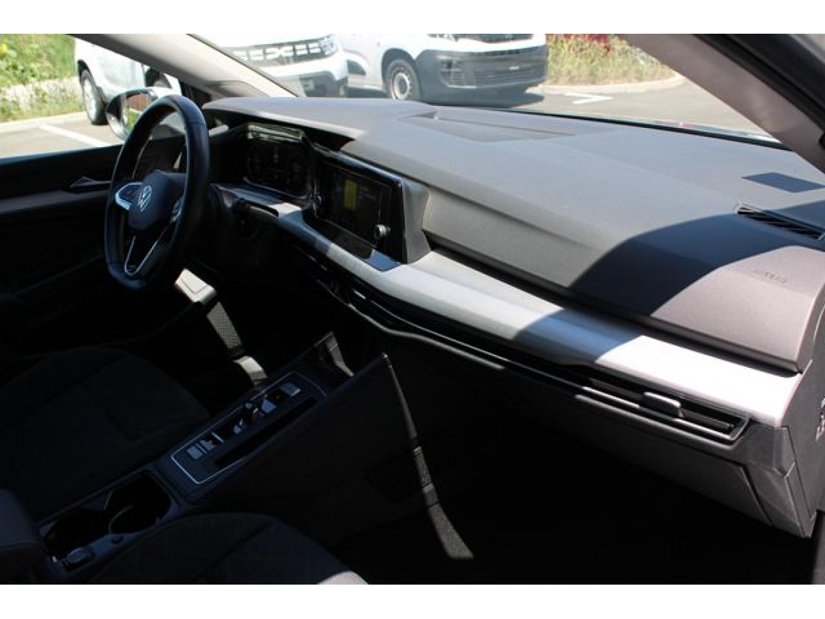 Volkswagen Golf 8 2.0 TDI Life DSG 