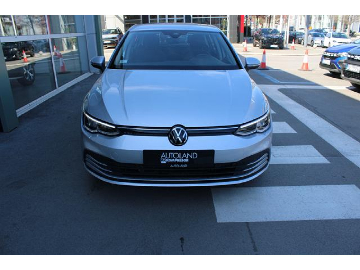 Volkswagen Golf 8 2.0 TDI Life 