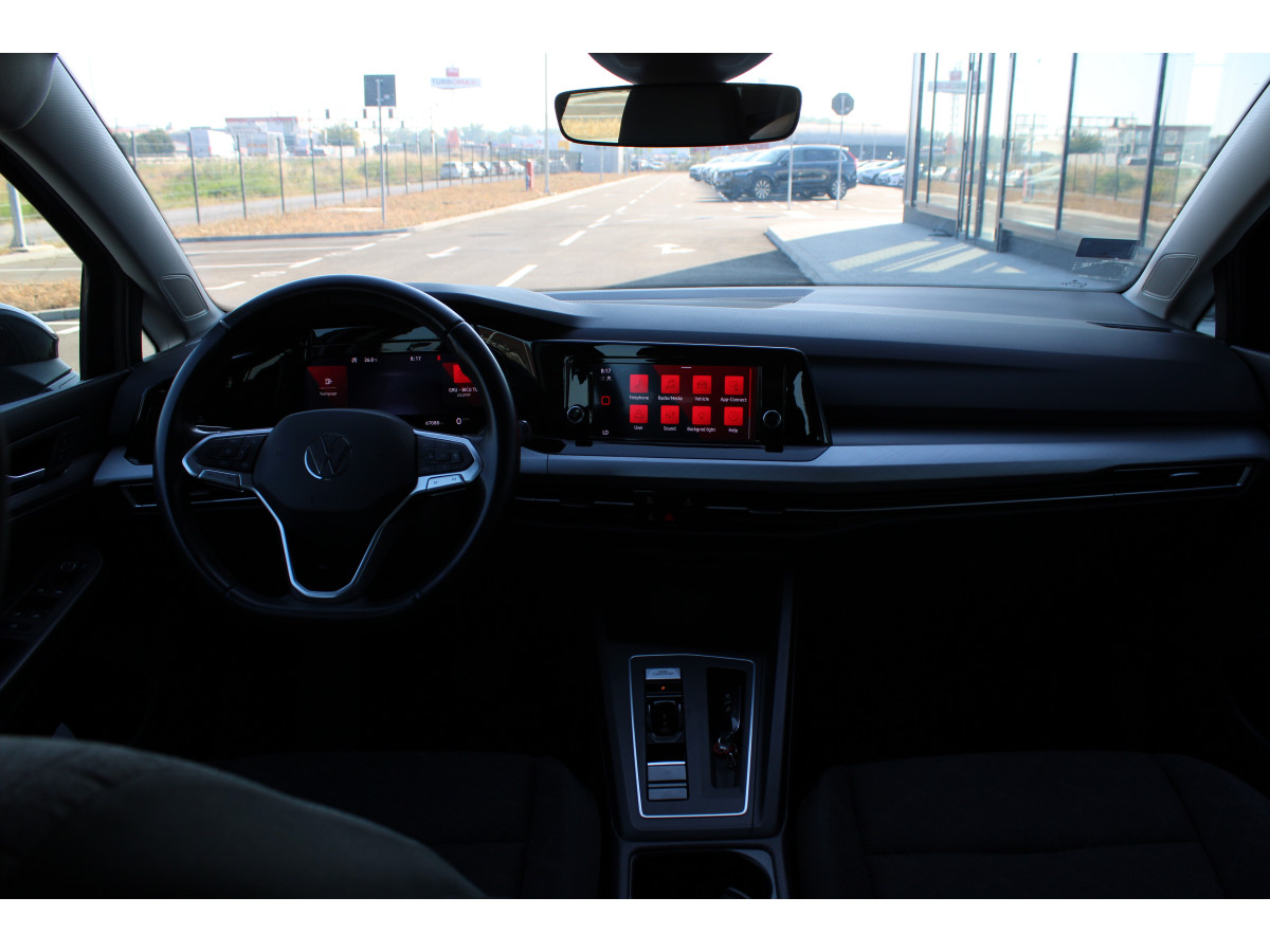 Volkswagen Golf 8 2.0 TDI DSG Life 