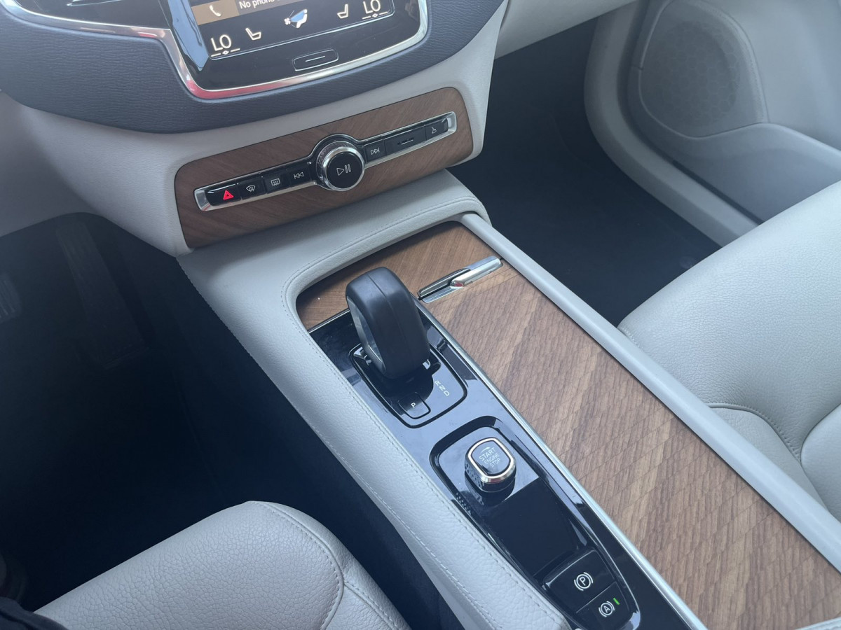 Volvo XC90 2.0 B5 HYB. AWD 