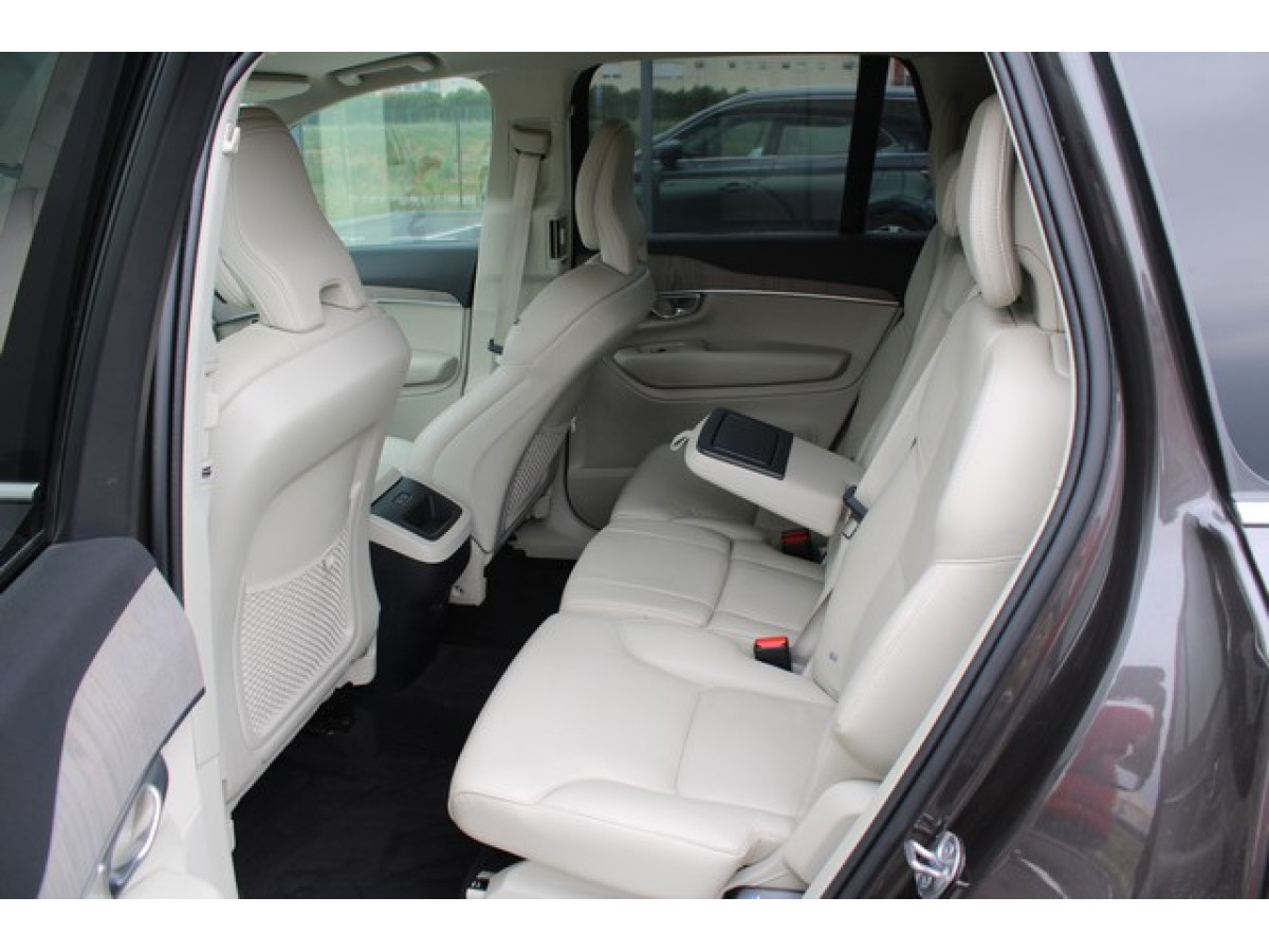 Volvo XC90 2.0 B5 HYB. AWD 7S 