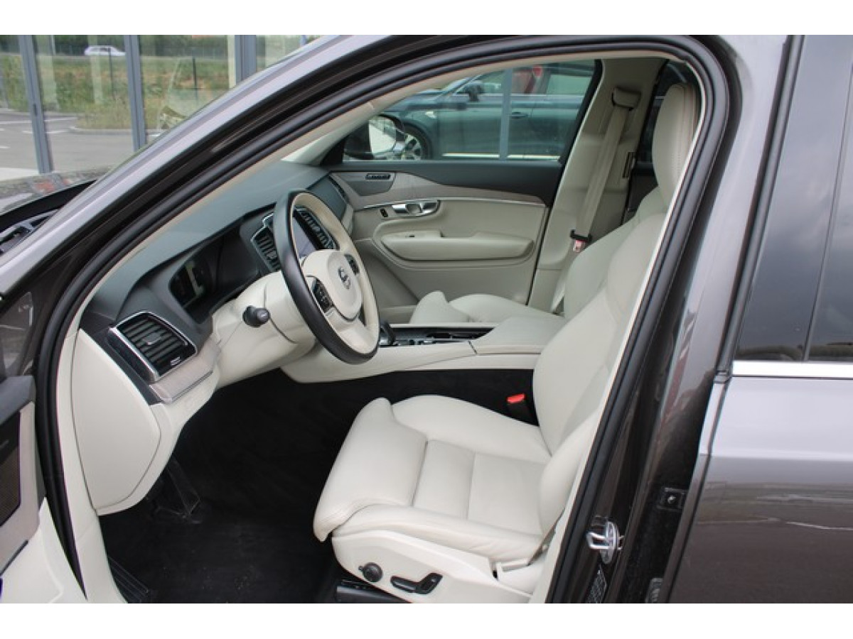 Volvo XC90 2.0 B5 HYB. AWD 7S 